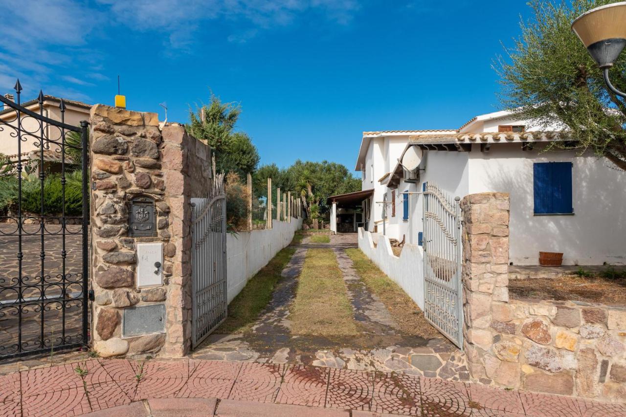 Villa Casa Giovanna E Antonio Calasetta Exterior foto